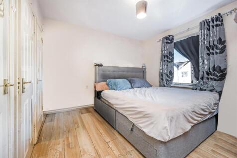 53758 Hi res (3).jpg