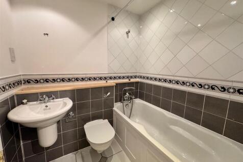 WhatsApp Image 2025-12-16 at 15.31.21.jpeg