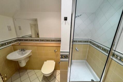 WhatsApp Image 2025-12-16 at 15.31.22 (5).jpeg