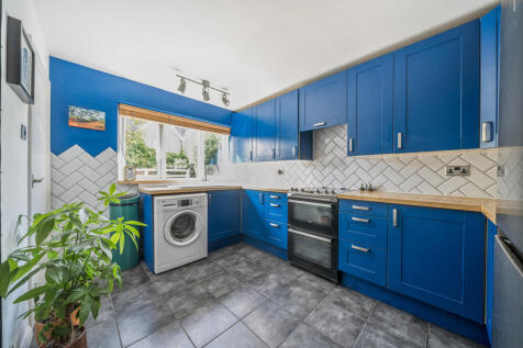 1348171-1-68b8723...