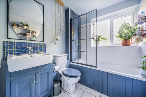 1348171-6-68b8726...