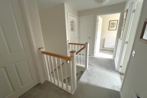 STAIRCASE &amp; LANDING