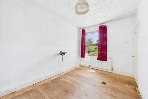 7 - Semi-detached house for Auction, Bishopsworth.