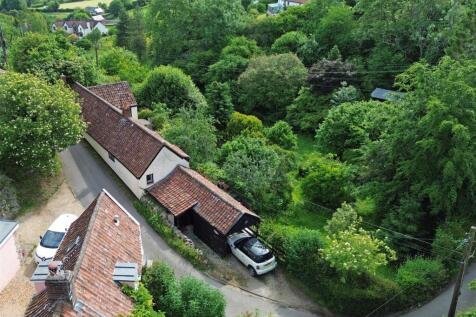 12 - Detached House for Auction, Blagdon.JPG