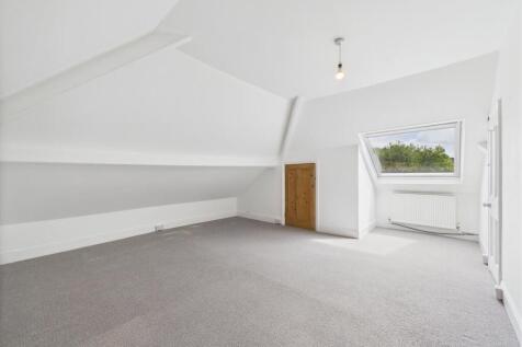 7 - Spacious Maisonette for Auction, St Andrews, B