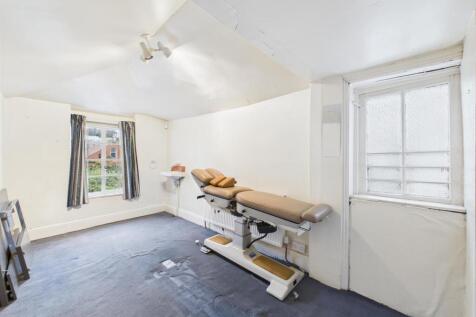 10 - Dowry Place, Hotwells.jpg