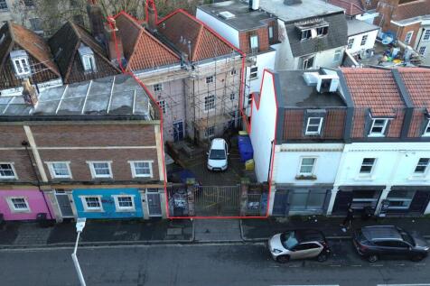 3 - Development Opportunity for Auction, Stokes Cr