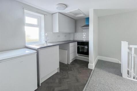 Living Room / Kitchen