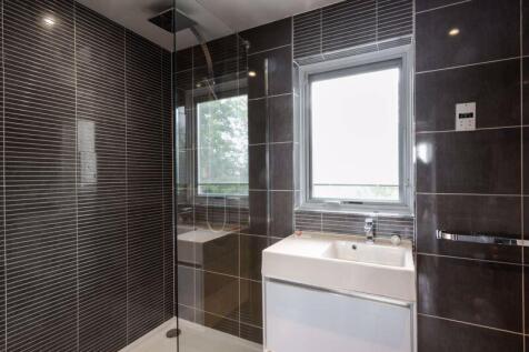 Master ensuite