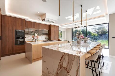 Kitchen/Diner/Family