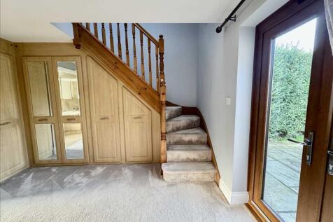 MASTER DRESSING ROOM