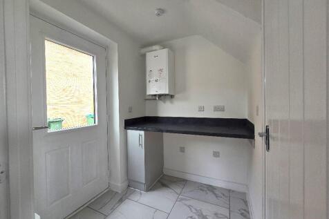 Brookfields Place, Holbrooks - Utility Room.jpg