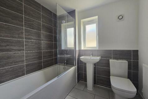 Brookfields Place, Holbrooks - Bathroom .jpg