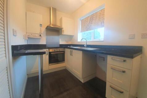 Selsey Close, Whitley - Kitchen.jpg