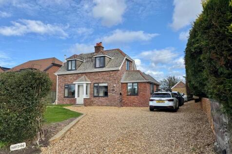 four bedroom family home with views