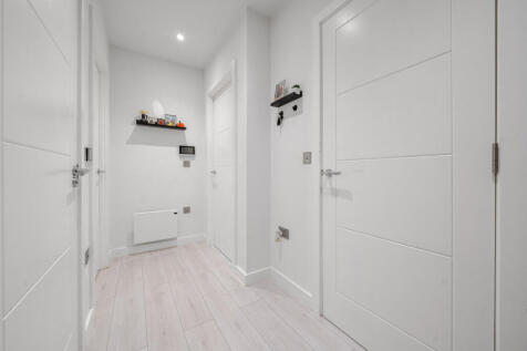 1349387-9-68c9334...