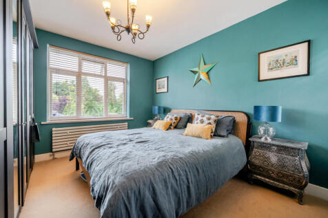 1362101-6-68de645...