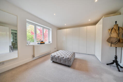 1363692-6-68e5214...