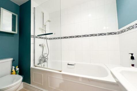 Shaftesbury Hall | Bathroom