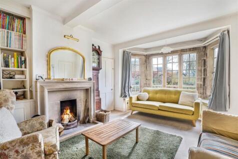 Sitting room .jpg