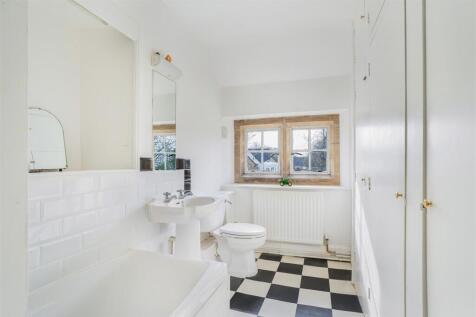 BAthroom .jpg