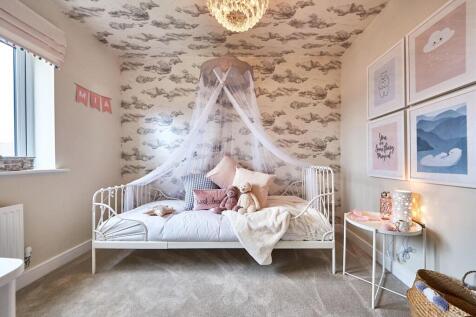 Perfect space for your little one or another double bedroom