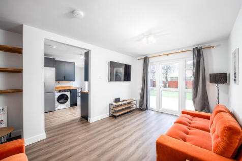 104  Kynaston Avenue HP21 9DS-18