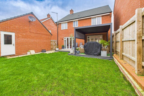 2-CAM04968G0-PR0085-STILL012