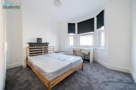 94de30c4-1681-4b2...