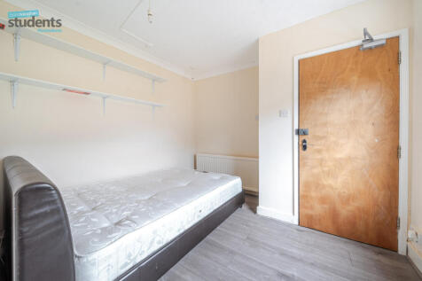 37c57768-25b9-4c5...