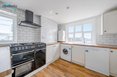 4f6adb04-31fb-418...