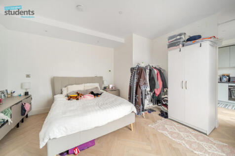 4076f4ad-f00b-40a...