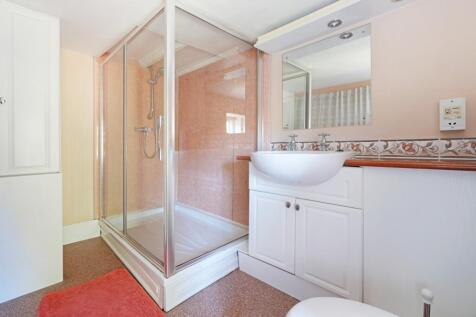 Cottage Shower Room