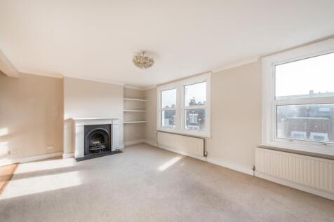 Comyn Road 36C, SW11