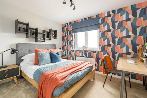 Double room with space for storage