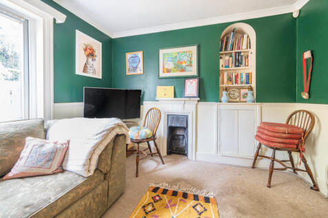 Family Room / Snug / Playroom / Dining Room / Bedroom 4