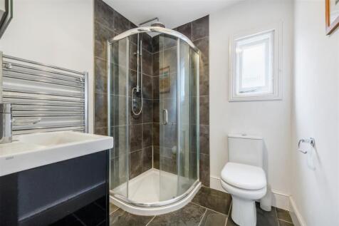 36 Buxton Gardens-22.jpg