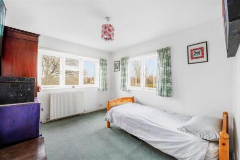 36 Buxton Gardens-11.jpg