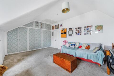 36 Buxton Gardens-18.jpg