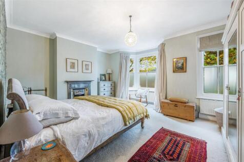 Birkbeck Grove-14.jpg