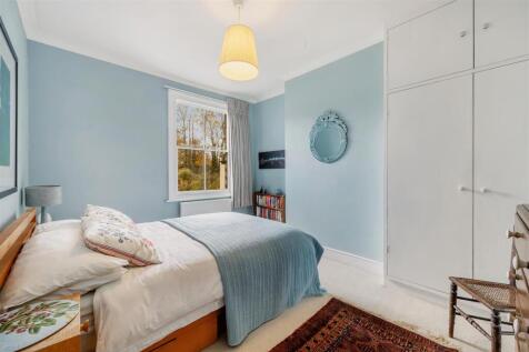 41 Birkbeck Grove-16m.jpg