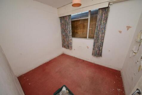 Bedroom 2 (Garden Flat)