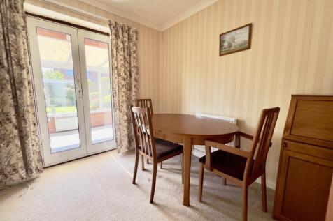 Bedroom three/dining room