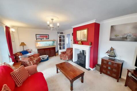 Living room 1 new.jpg