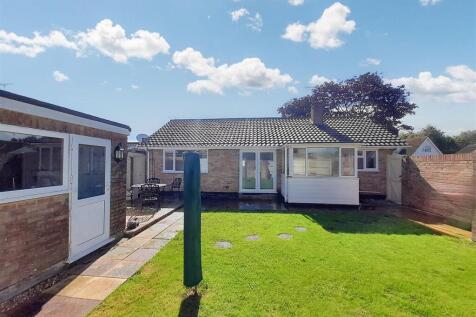 Rear garden 2 new.jpg