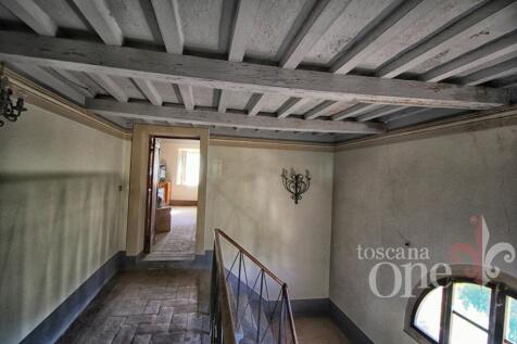 Villa Cevoli Interni