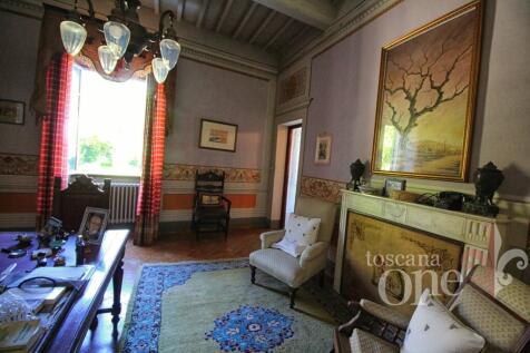 Villa Cevoli Interni