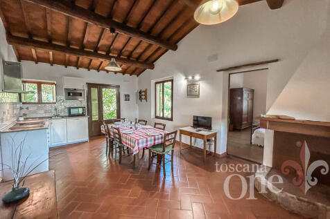 0170CASALE OLIVETO.j