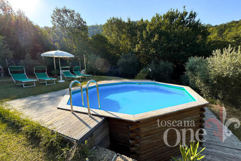 0158CASALE OLIVETO.j