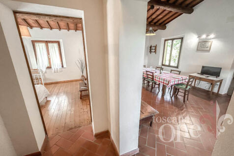 0198CASALE OLIVETO.j